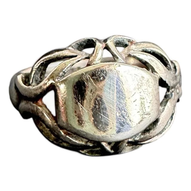 Vintage Signet Ring Sterling Silver Isreal Dainty Pinky Ring Size 4.75 - 5 For Sale