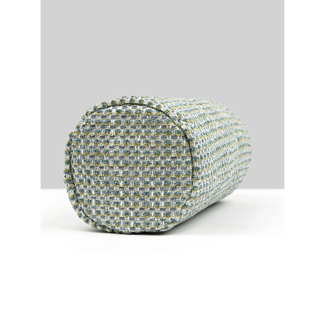 Performance fabric never looked chicer with our Heatherton woven. Featuring 14 fashionable colorways in recycled acrylic...