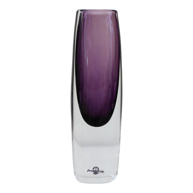 Mid-Century Art Vase in Purple Sommerso Glass by Gunnar Nylund for Strömbergshyttan, Sweden For Sale