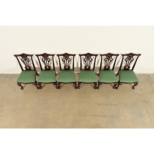 1980s Thomasville Chippendale Carved Mahogany Dining Chairs, Set of Six For Sale - Image 5 of 13