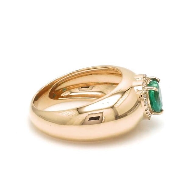 Gemstone Natural 0.78 cts Zambian emerald & 0.09 cts diamond heart ring in 18k gold For Sale - Image 7 of 18