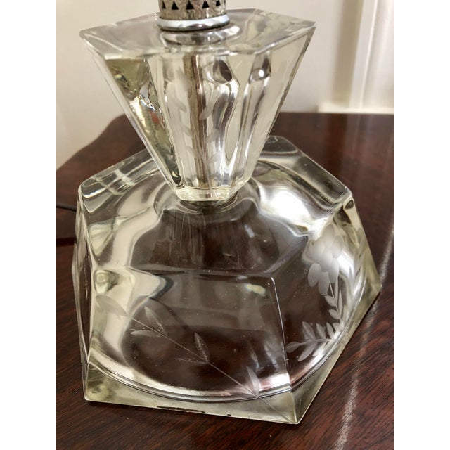 Mid 20th Century Art Deco Glass 5-Tiered Geometric Shapes Lamp, Vintage Mid 20th Century For Sale - Image 5 of 9