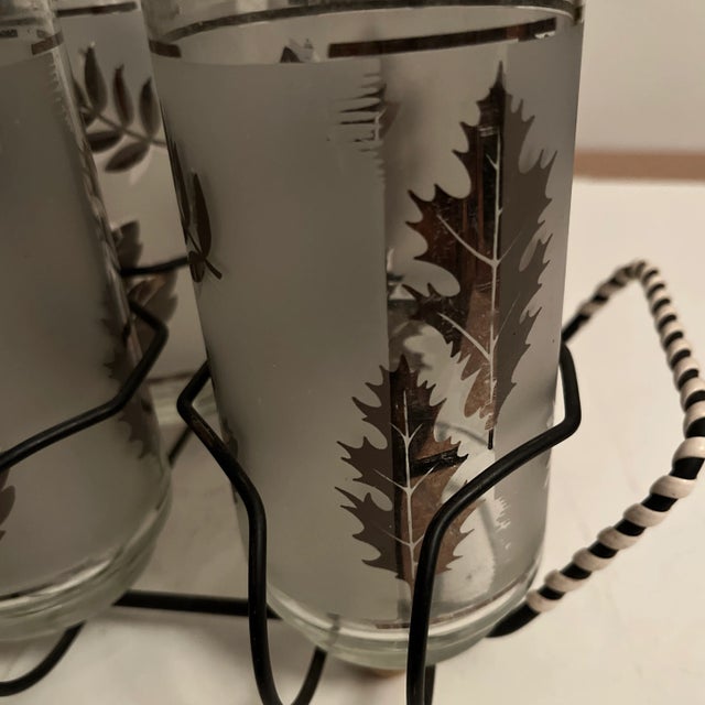 Glass 1970s Libbey Silver Foil Etched Leaf Design Mid Century Modern Glasses With Carrier- 7 Pieces For Sale - Image 7 of 9