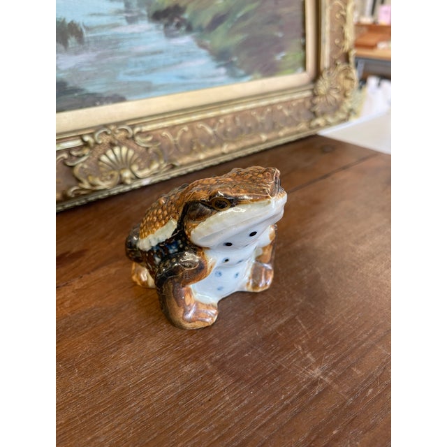 Japanese Likely Antique Japanese Meiji Period Glazed Ceramic Toad Sculpture. For Sale - Image 3 of 9