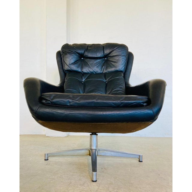 Mid-Century Danish Black Leather Swivel Chair from Dux For Sale - Image 5 of 18