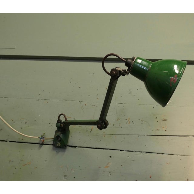 1930s Vintage Industrial Articulated Rotating Wall Light, 1930 For Sale - Image 5 of 9