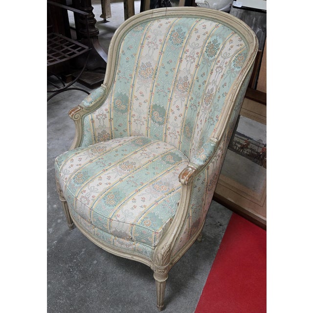 1950s Mid-Century Louis XVI Style Lacquered Bergère Chair with Floral Fabric, 1950s For Sale - Image 5 of 6