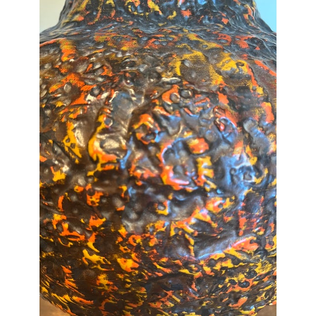 1970s 1970s Royal Haeger Orange Texture Globe Lamps - A Pair For Sale - Image 5 of 18