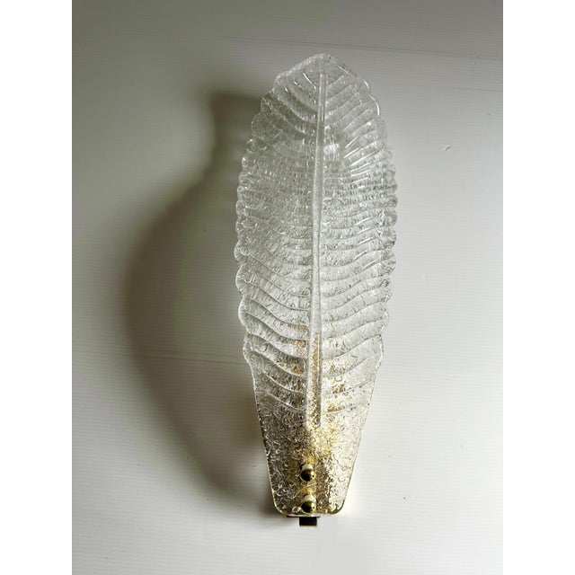 Murano Venetian White "Graniglia" Leave Murano Glass Walls Sconce - a Pair For Sale - Image 4 of 5