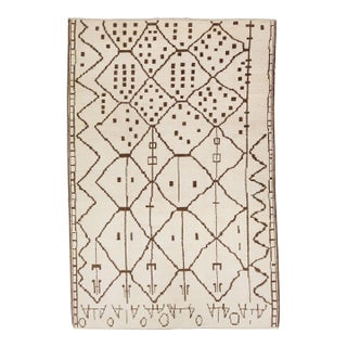 2010s Handmade Modern Tribal Moroccan Wool Rug in Ivory For Sale
