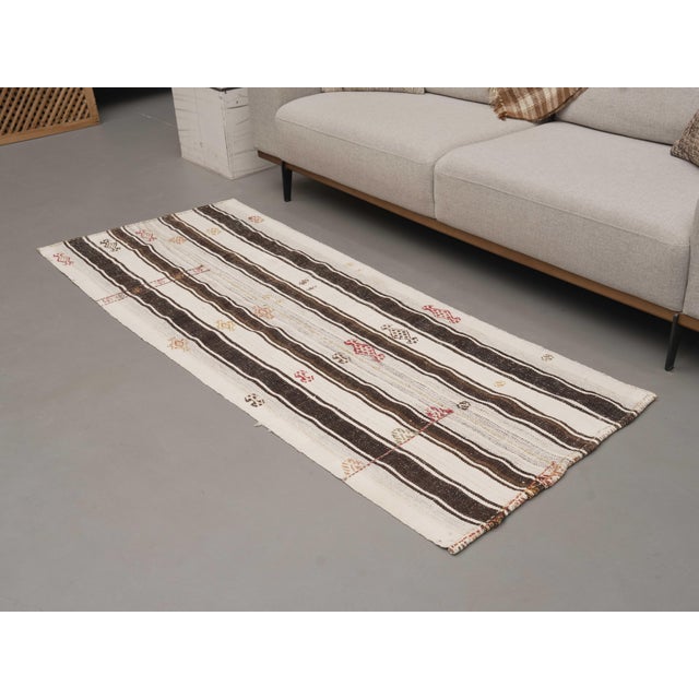1970s Vintage Handmade Wool Cotton White Brown Runner Rug For Sale - Image 10 of 11