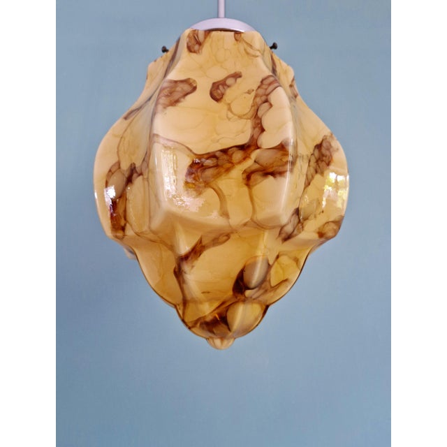 Art Deco Pendant Light in Marbled Opaline Glass from Scailmont Glassworks, Belgium, 1920s. For Sale - Image 8 of 12