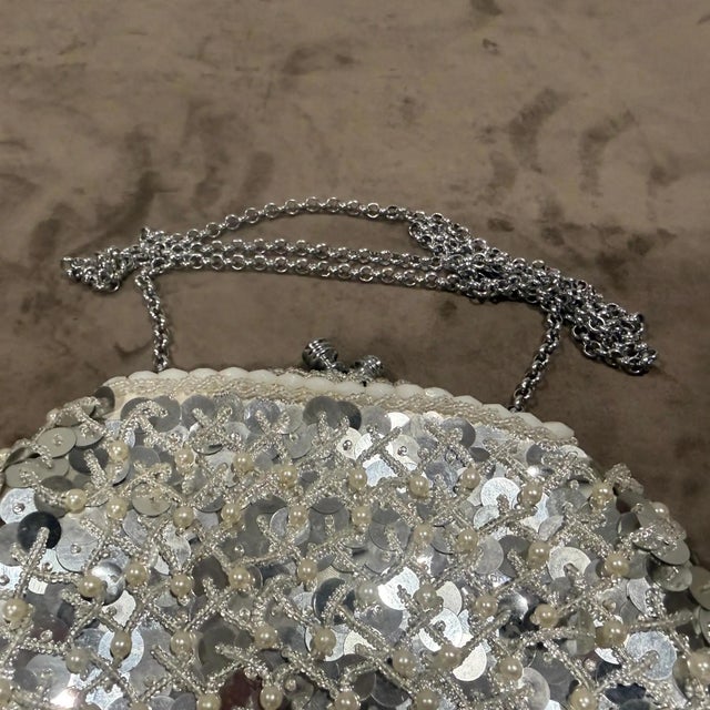 Gray 1950s Retro Silver Silk, and White Beads Hand-Crafted Italian Evening Bag For Sale - Image 8 of 9