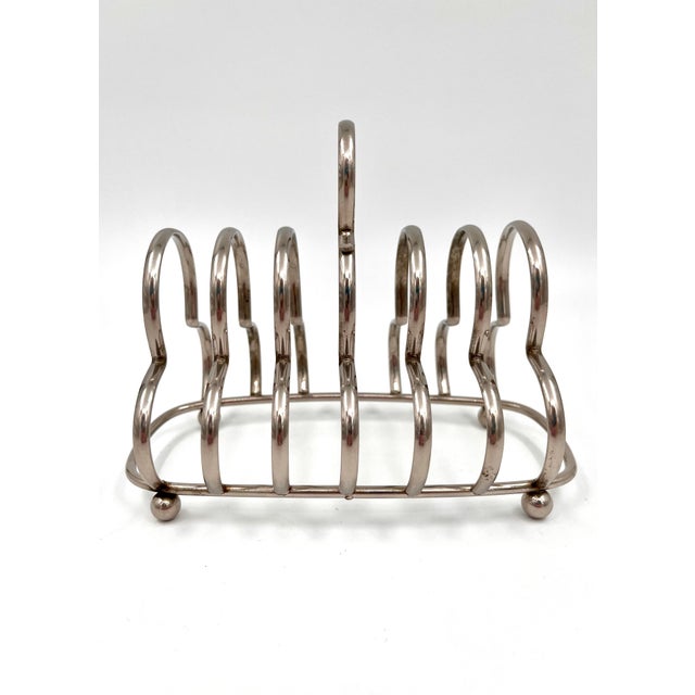 Classic vintage English 6-slice silverplate toast caddy / toast rack or letter holder / mail sorter. The Art Deco caddy...