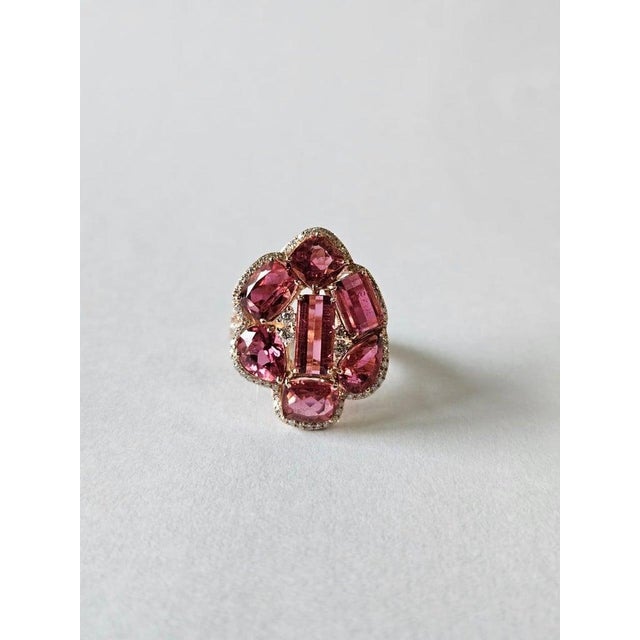 Set in 18k Rose Gold, 8.48 Carats, Tourmaline & Diamonds Cocktail Cluster Ring, Size 6.5 For Sale - Image 4 of 11