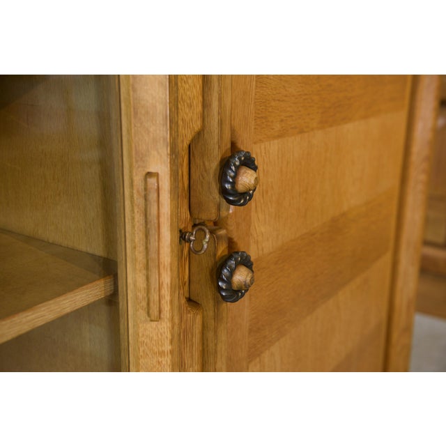 Display Cabinet by Guillerme et Chambron with Ceramic Handles by Danikowski for Votre Maison, 1960s For Sale - Image 13 of 17