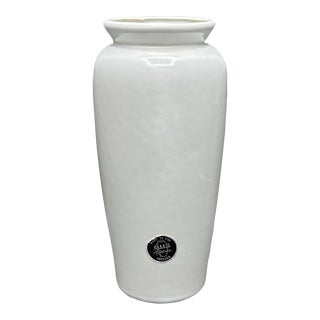 Vintage Harris Potteries of Chicago Minimalist Off White Ceramic Vase For Sale