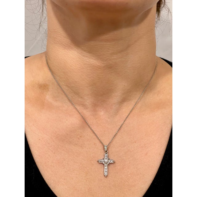 Transparent White Diamond Cross Pendant with White Gold Necklace 18 Karat White Gold For Sale - Image 8 of 18