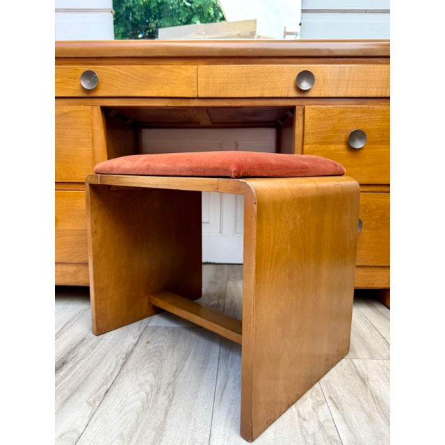 Brown 1940s John Stuart Blonde Wood 3-Piece Vanity, Mirror & Bentwood Stool For Sale - Image 8 of 18