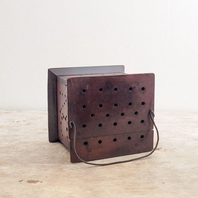 1900 - 1909 Bait Box, u.s.a., Circa 1900 For Sale - Image 5 of 10