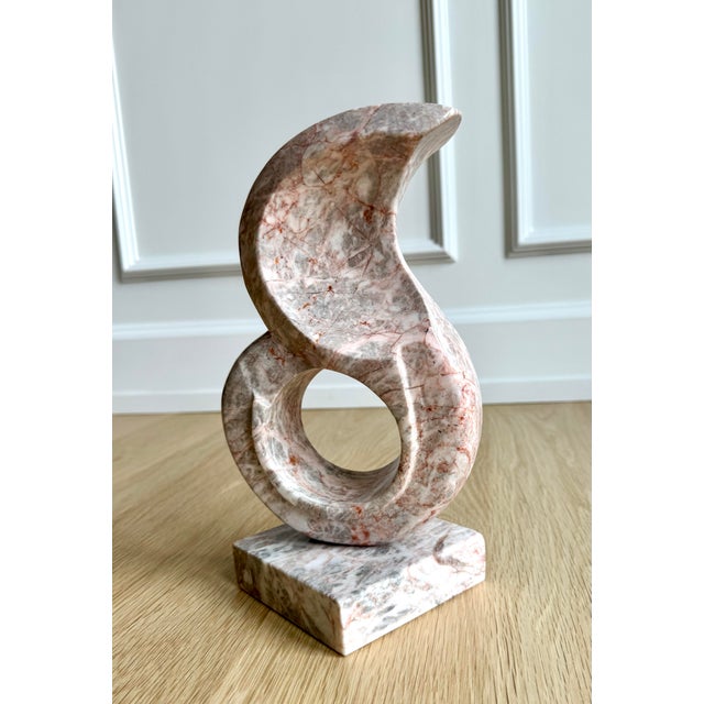 Mid-Century Modern Leonardo Nierman “La Flama” Hand-Carved Marble Abstract Sculpture, Mexico, Late 20th Century For Sale - Image 3 of 10