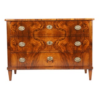 Biedermeier Chest of Drawers in Walnut, 1830s For Sale
