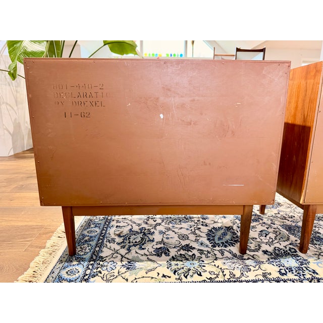 Drexel Declaration 1960s Pair of Drexel Declaration Walnut 3-Drawer Dressers by Kipp Stewart | Mid-Century Modern For Sale - Image 4 of 18