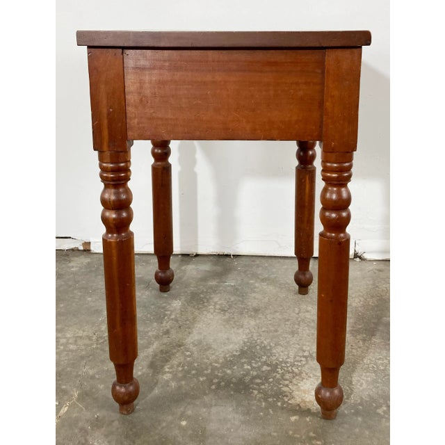 Antique Early American Turned Wood Single Drawer Side Table For Sale In Kansas City - Image 6 of 10