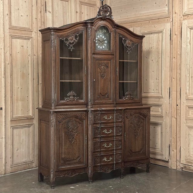 Antique Liegeois Regence Style Two-Tiered Oak Display Buffet With Clock For Sale - Image 4 of 18