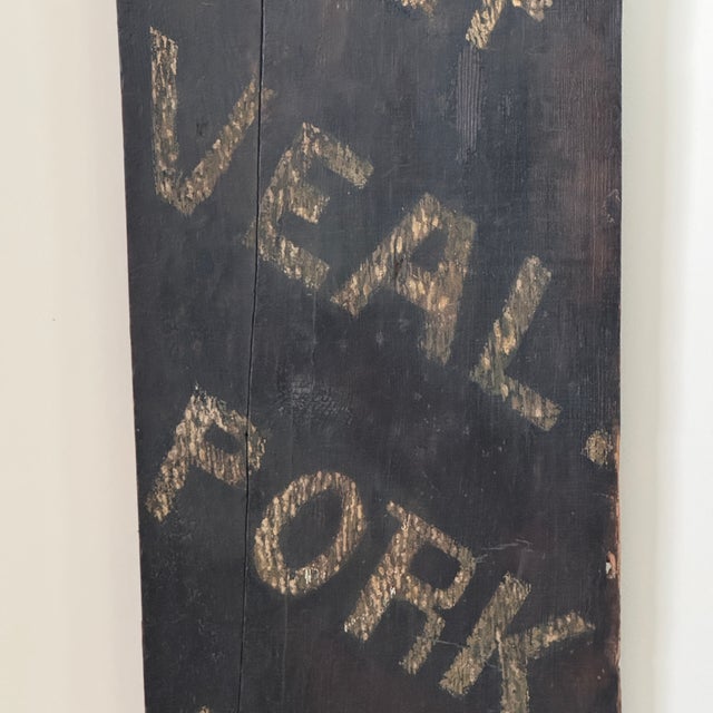 American Exquisite 20th Century Wood Butcher Shop Large Tombstone Trade Sign Advertising Beef, Veal, Pork, Lamb For Sale - Image 3 of 17