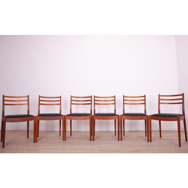 Mid-Century Modern Teak Dining Chairs by Victor Wilkins for G-Plan, 1960s, Set of 6 For Sale - Image 3 of 16
