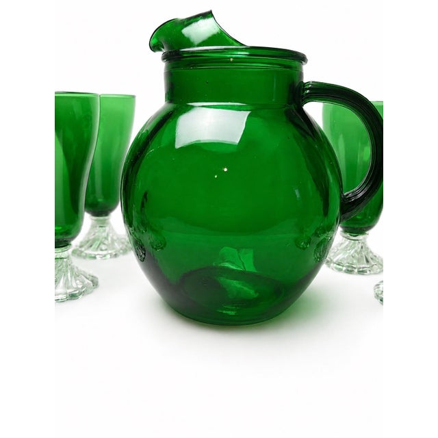 1940s Mid-Century Anchor Hocking Forest Green Burple Goblets and Roly-Poly Pitcher – 13 Pieces For Sale - Image 5 of 6