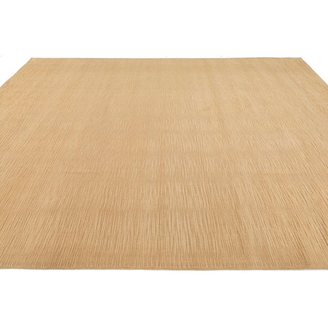 Modern Minimalist Hand-Knotted Ribbed Wool Area Rug in Warm Sand For Sale - Image 11 of 12