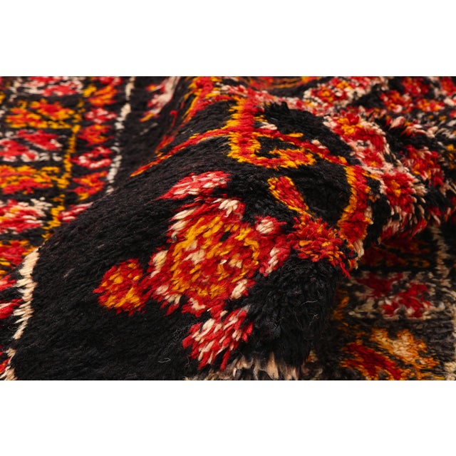 Vintage Beni M'Guild Moroccan Rug, 05'11 X 10'02 For Sale In Dallas - Image 6 of 10