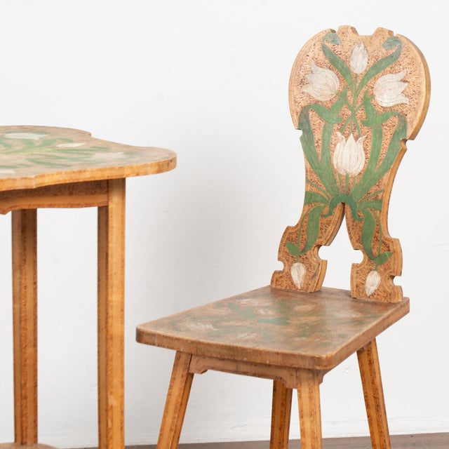 Wood Early 20th Century Swedish Folk Art Side Table and Pair of Chairs With Tulip Motif For Sale - Image 7 of 13