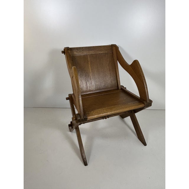 Glastonbury Art & Craft Armchair, England, 1890, in Very Good conditions. Designed 1890 to 1919