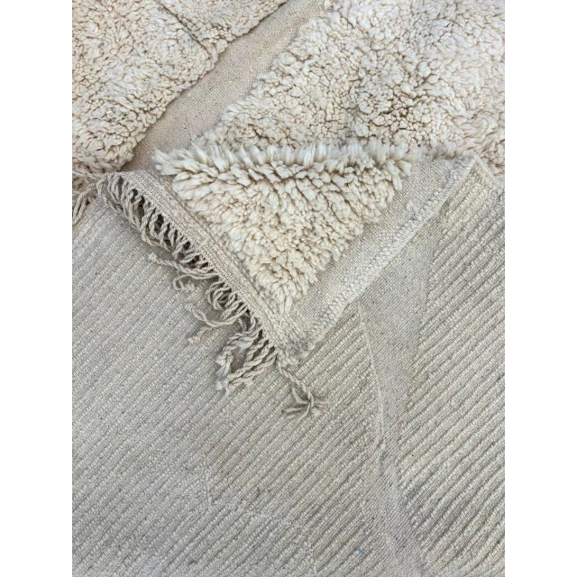 Art Deco Modern Oversized Moroccan Hand-Knotted Wool Rug For Sale - Image 3 of 9