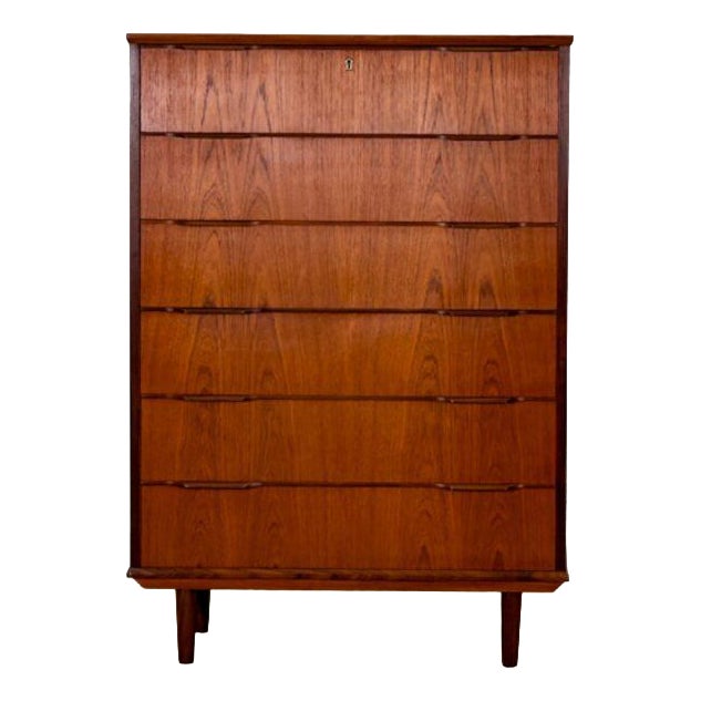 Mid-Century Modern Danish Chest of Drawers, 1960s For Sale