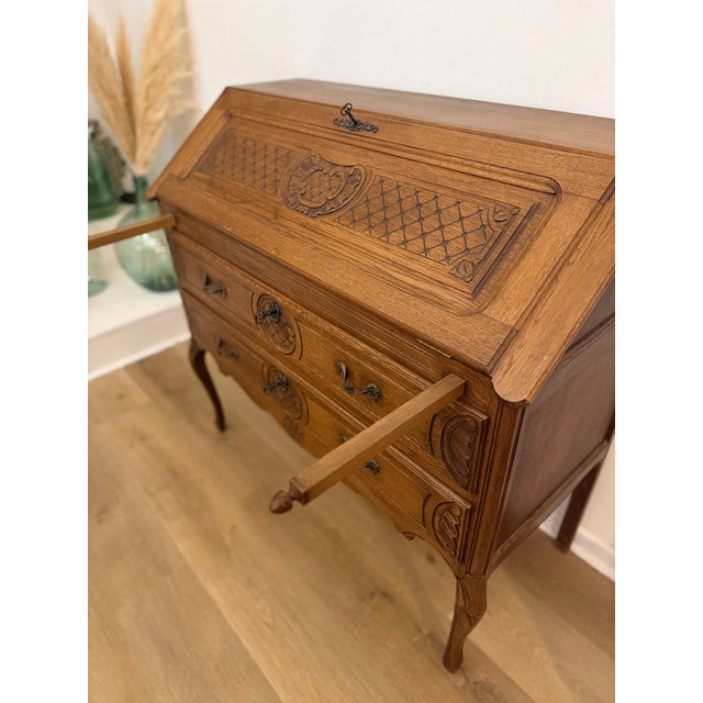 Vintage Parisian Secretaire in Oak from Au Bon Marché Paris, 1930 For Sale - Image 14 of 18