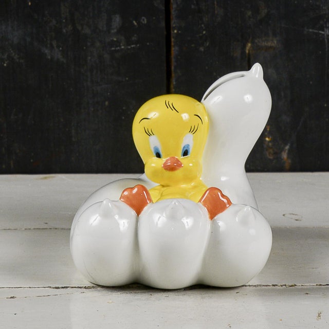 This original vintage ceramic piggy bank is a collector’s item from 20th-century pop culture. The sculpture depicts the...