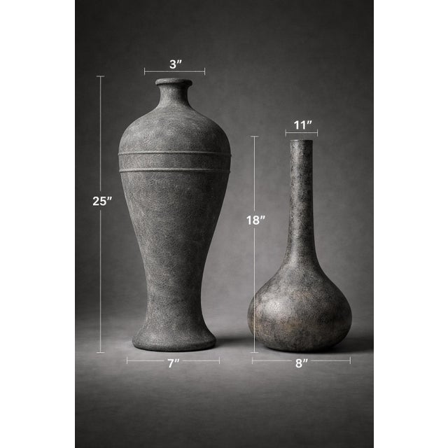Contemporary Late 20th Century Pair of Organic Modern Sculptural Floor Vessels – Textured Charcoal Studio Style (25" & 18") For Sale - Image 3 of 12