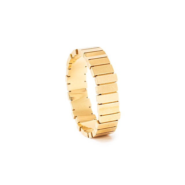 Modern Men’s Christian Dior Gem Collection 18k Yellow Gold Band Ring, Size 10 For Sale - Image 3 of 8
