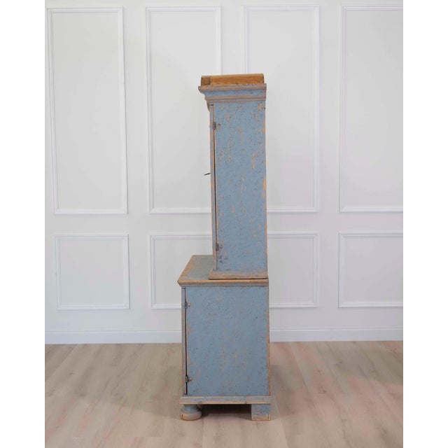 Blue Early 19th Century Rococo Cabinet with Reeded Top Doors For Sale - Image 8 of 10