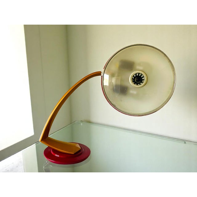 Modernist Spanish Red Metal Desk Lamp Boomerang 2000 by Fase, 1960s For Sale - Image 6 of 17