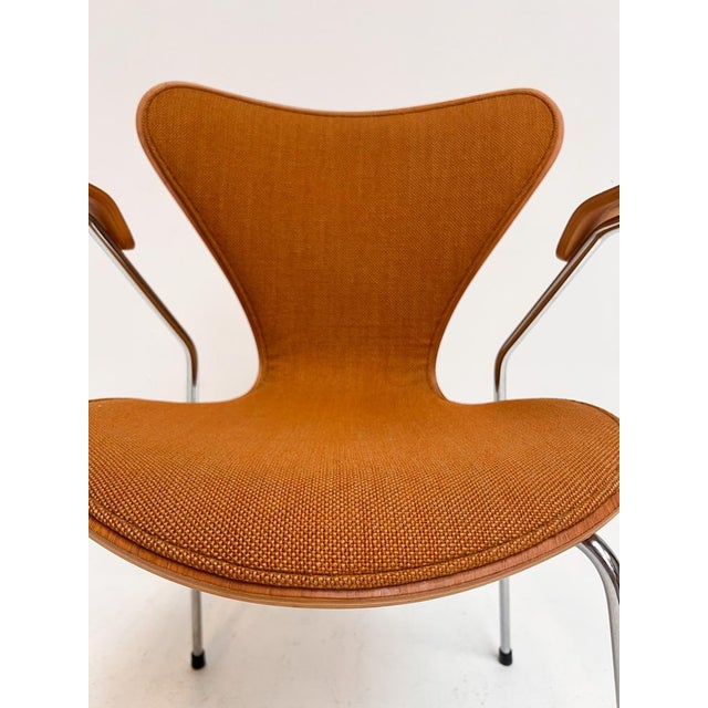 Wooden 3207 Chair by Arne Jacobsen for Fritz Hansen, 1980s For Sale - Image 9 of 17