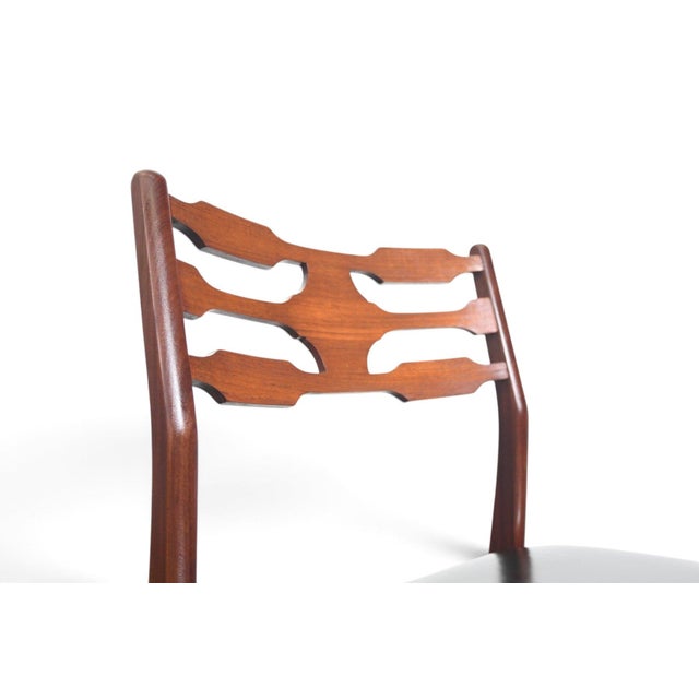 Wood 1960s Set of Six Danish Modern Dining Chairs in Teak For Sale - Image 7 of 13