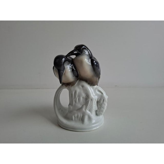 Art Deco Czech Porcelain Penguin Figurine from Pfeiffer & Löwenstein, 1930 For Sale - Image 11 of 15