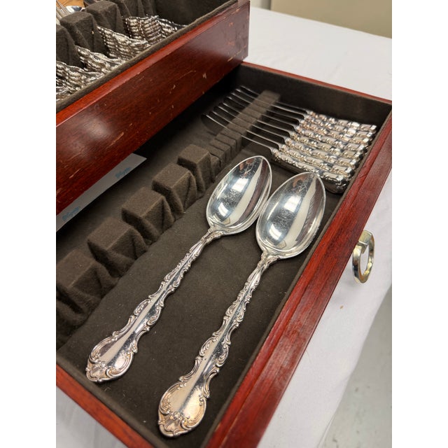 Silver Vintage Birks Regency Plate "Louis De France" Silverplated Flatware Set - 74 Pieces (Service for 8) With Chest For Sale - Image 8 of 11
