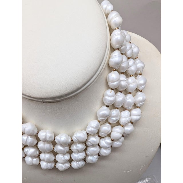 1950s Vintage Signed Crown Trifari Faux-Pearl Beaded Collar Necklace For Sale - Image 5 of 9