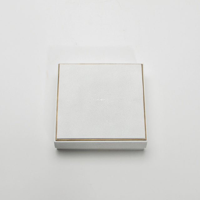 2020s Set of 3 Square Boxes in White Shagreen With Brass Frame by R&y Augousti For Sale - Image 5 of 7